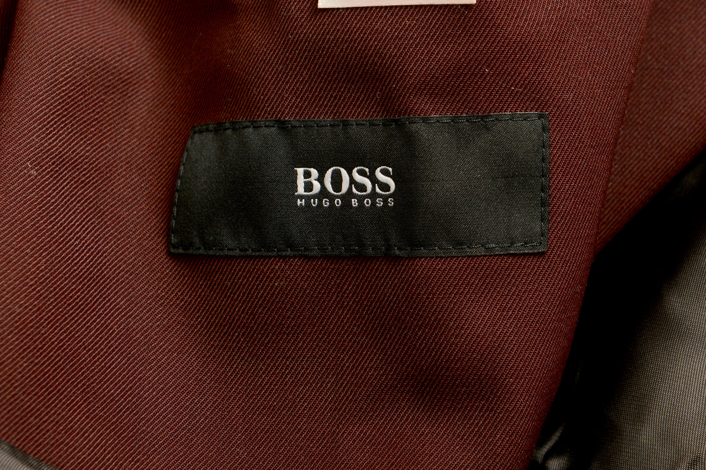 Hugo Boss "Gustav" Plum Purple Wool Button Down Coat US 38R IT 48R