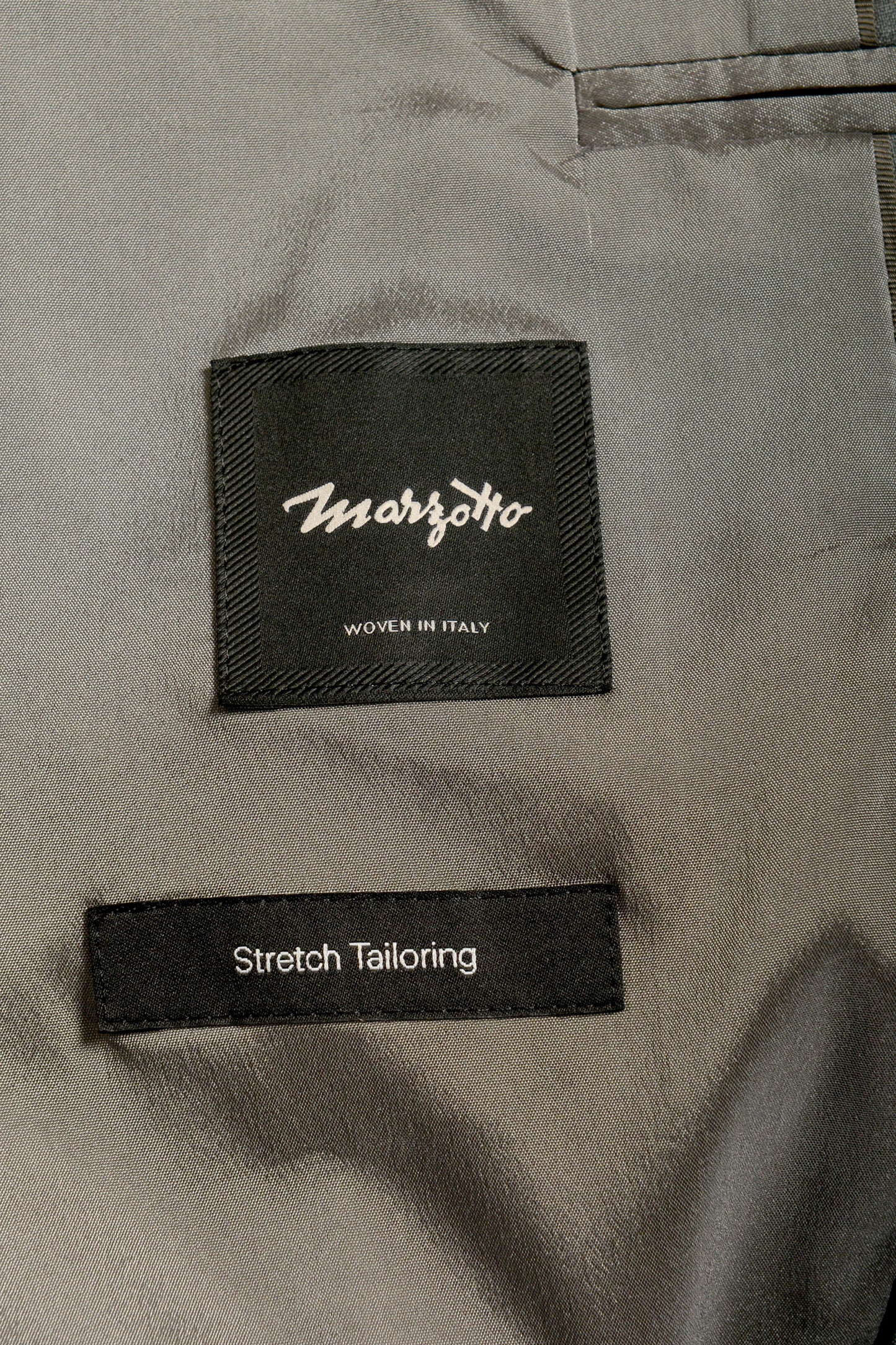 Hugo Boss Men's "Johnstons5/Lenon1" Regular Fit 100% Wool Suit US 44L IT 54L