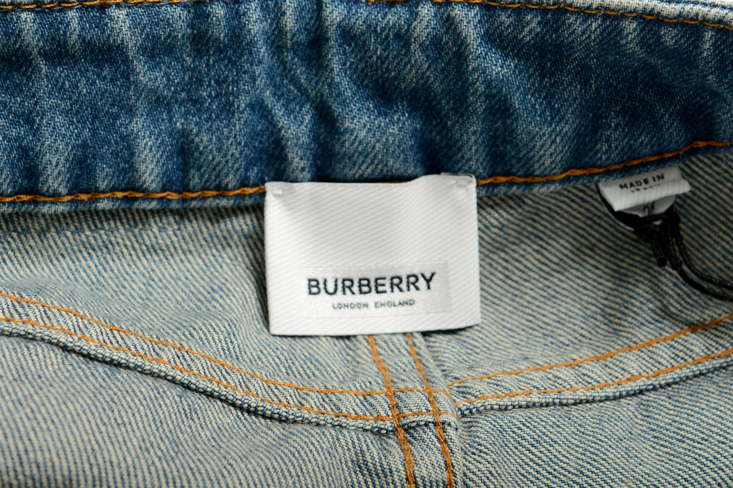 Burberry Women's "Balin" Classic Blue Straight Leg Jeans US 26 IT 40