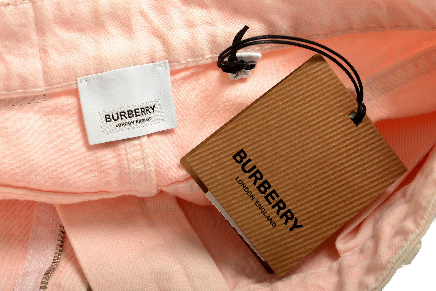Burberry Women's "Bromlea" Relaxed Pale Pink Denim Bermuda Shorts US 2 IT 38