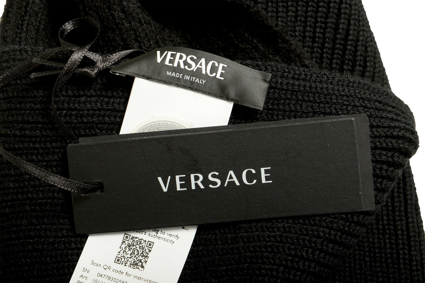 Versace Unisex Black Wool Ribbed Knitted Scarf