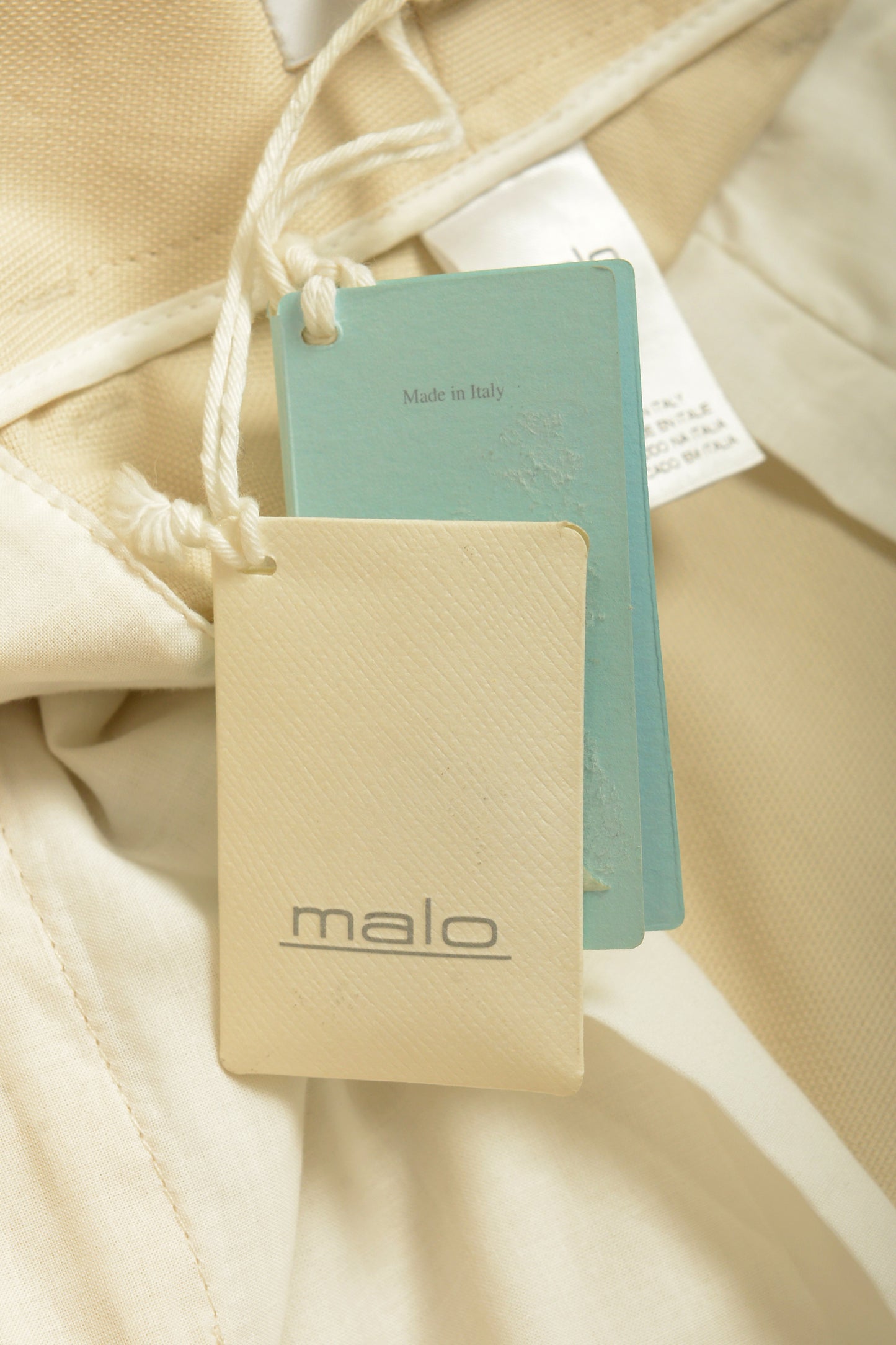 Malo Men's Ivory Flat Front Bermuda Shorts US 40 IT 56