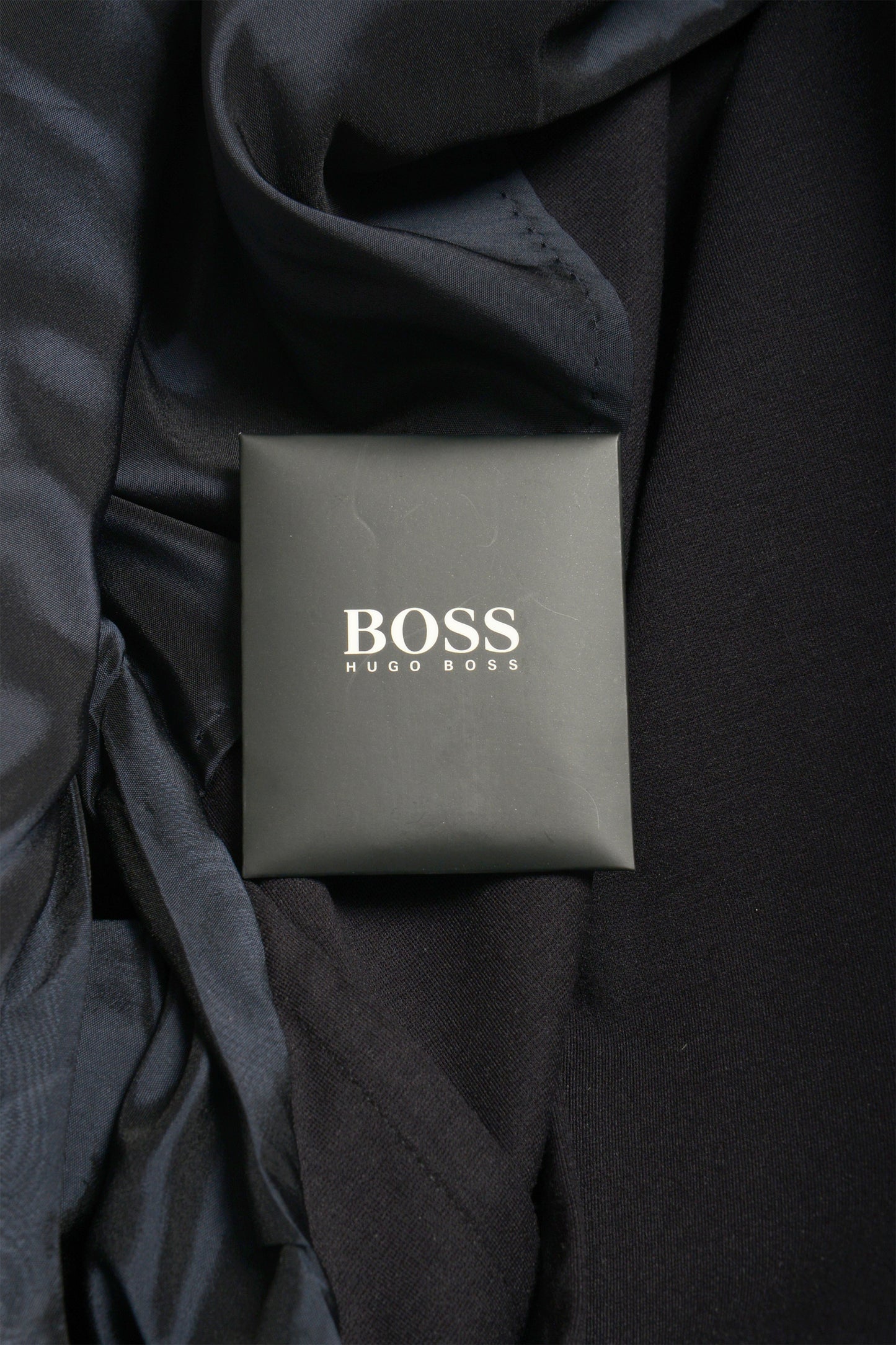 Hugo Boss Men's "Norwin4/Banks3-J" Slim Fit Plaid Two Button Suit US 40S IT 50S