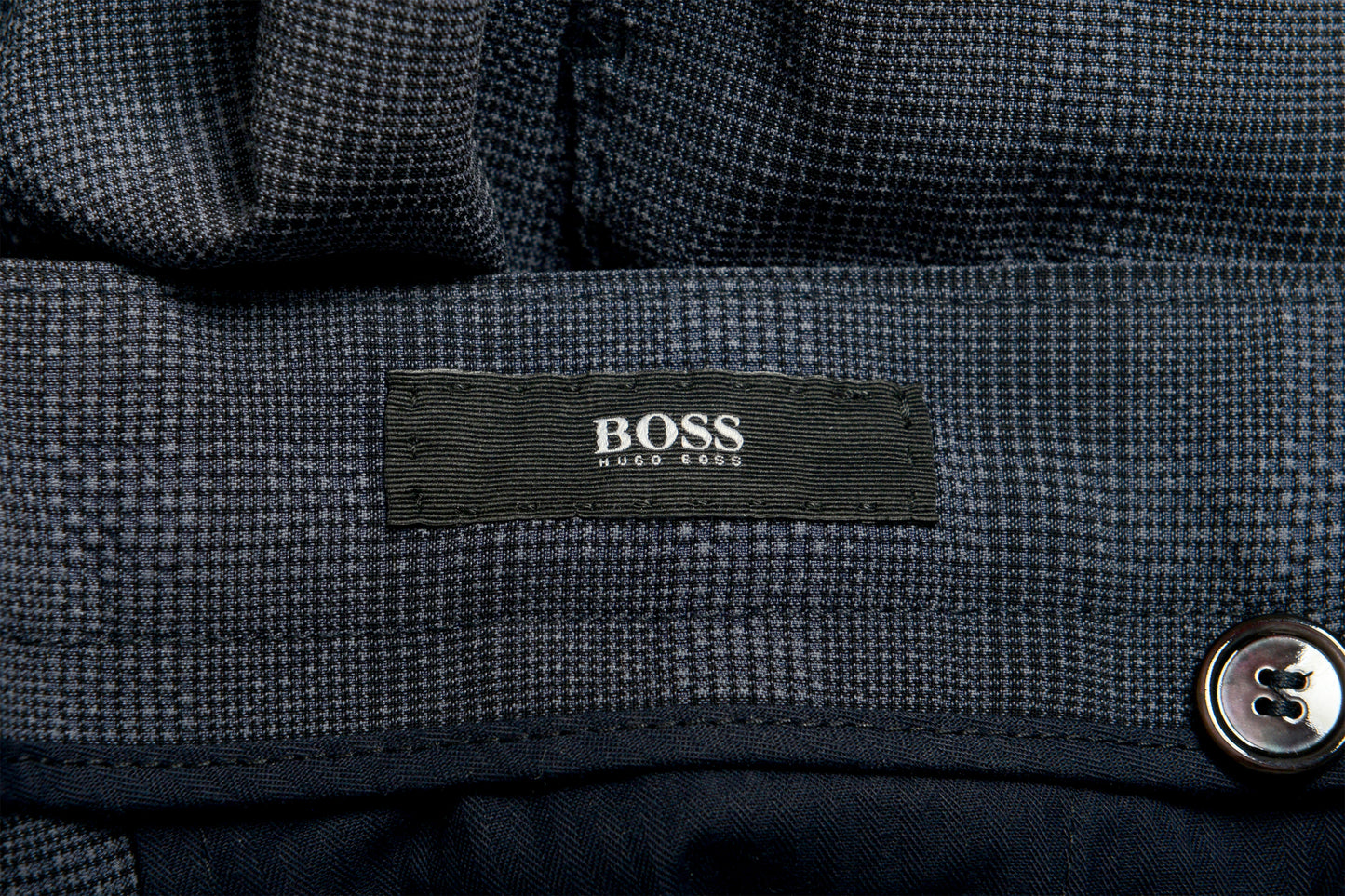 Hugo Boss Men's "T-Novem/Brite" Silk Wool Plaid Two Button Suit US 36R IT 46R