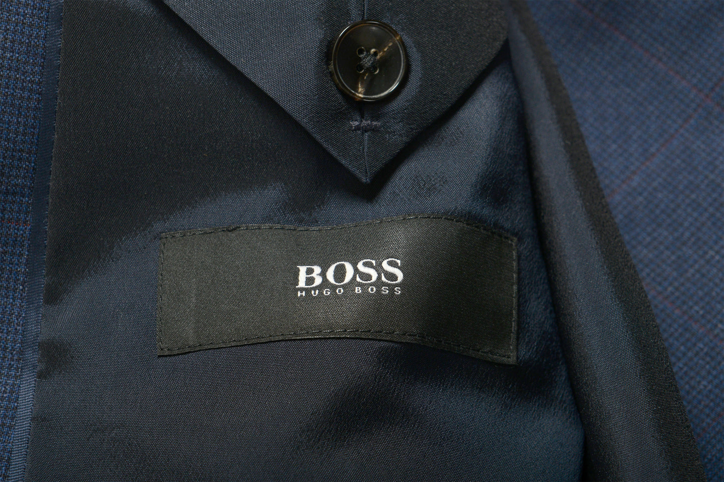 Hugo Boss Men's "Phoenix/Madisen" Comfort Fit Plaid 100% Wool Suit US 46S IT 56S