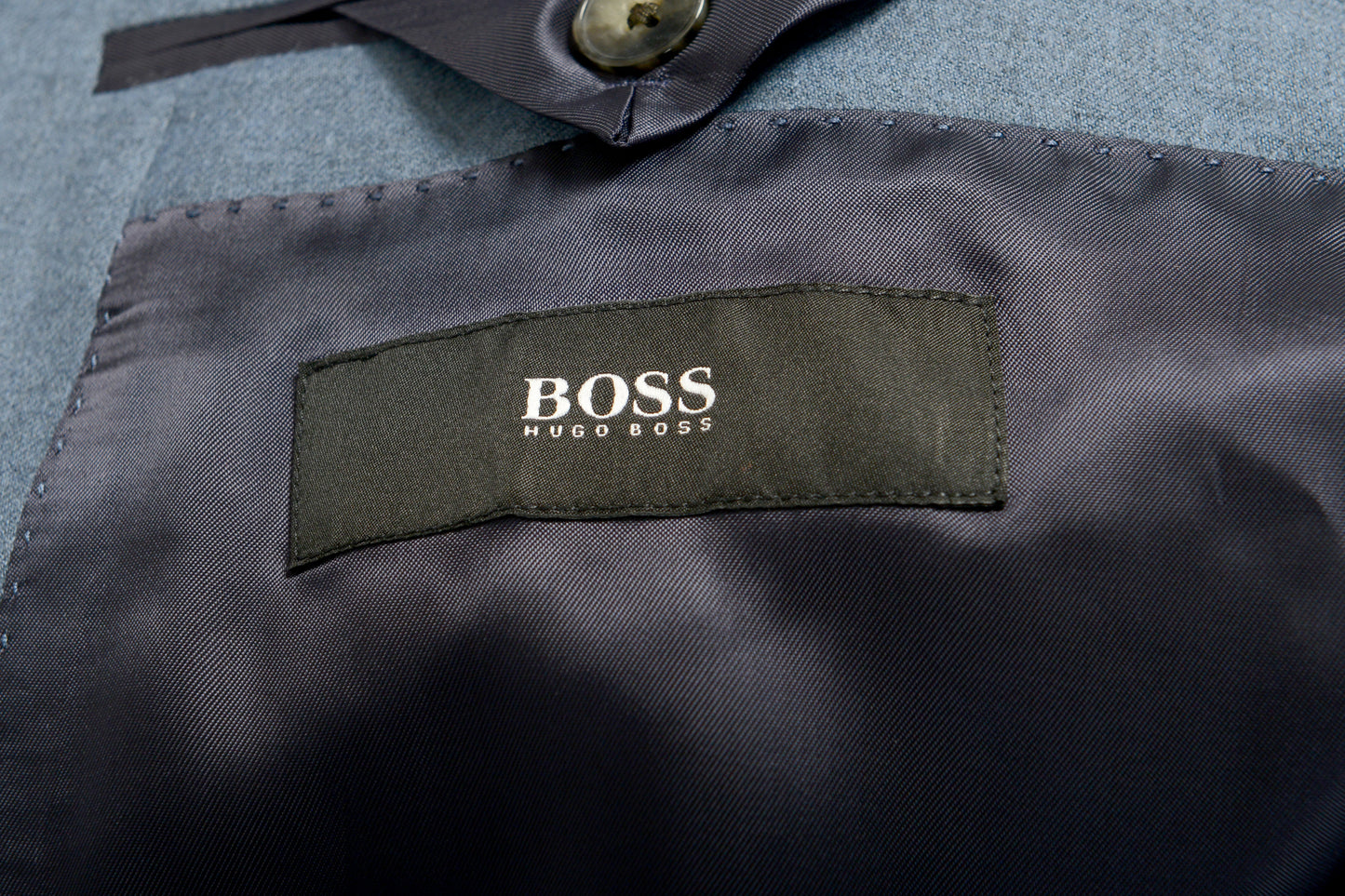 Hugo Boss Men's "Huge6/Genius5" Slim Fit 100% Wool Two Button Suit US 48L IT 58L