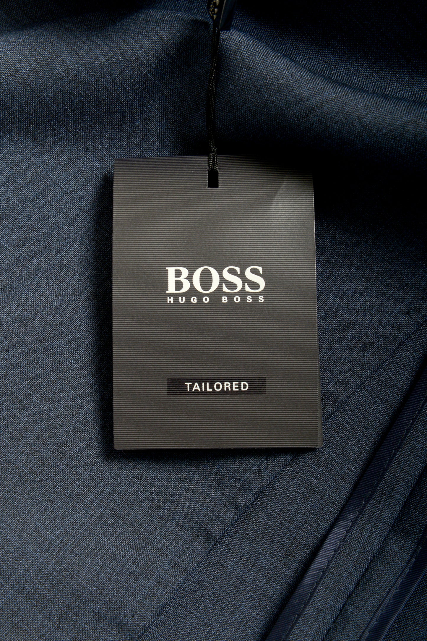 Hugo Boss Men's "T-Novem/Brite" Blue Mohair Wool Two Button Suit US 42R IT 52R