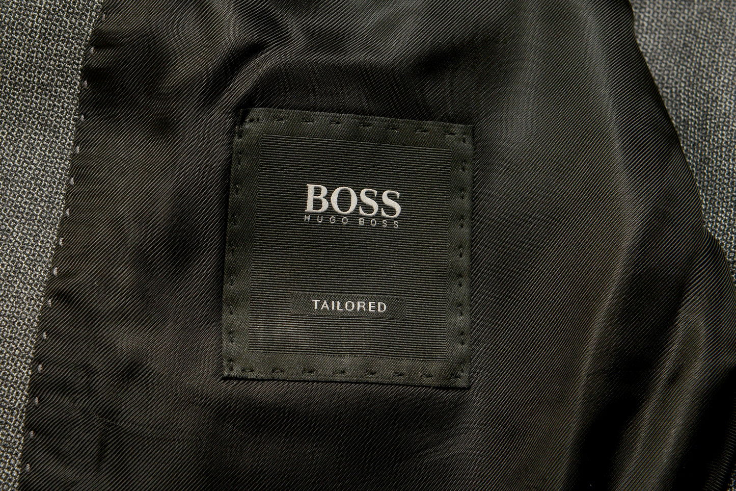 Hugo Boss Men's "T-Hunter/Goswin" 100% Wool Gray Two Button Suit US 42L IT 52L