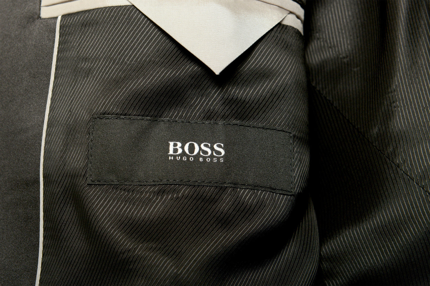 Hugo Boss Men's "The Stars75/Glamour3" 100% Wool Tuxedo Blazer US 44L IT 54L