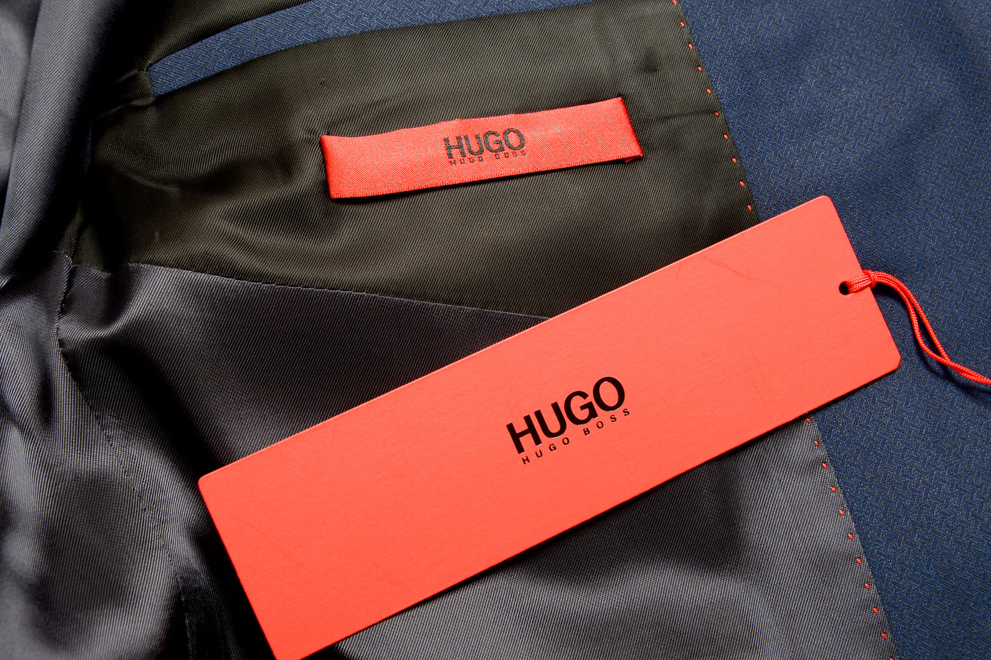 Hugo Boss Men's "C-Huge1/C-Genius" Slim Fit Wool Two Button Suit US 38S IT 48S