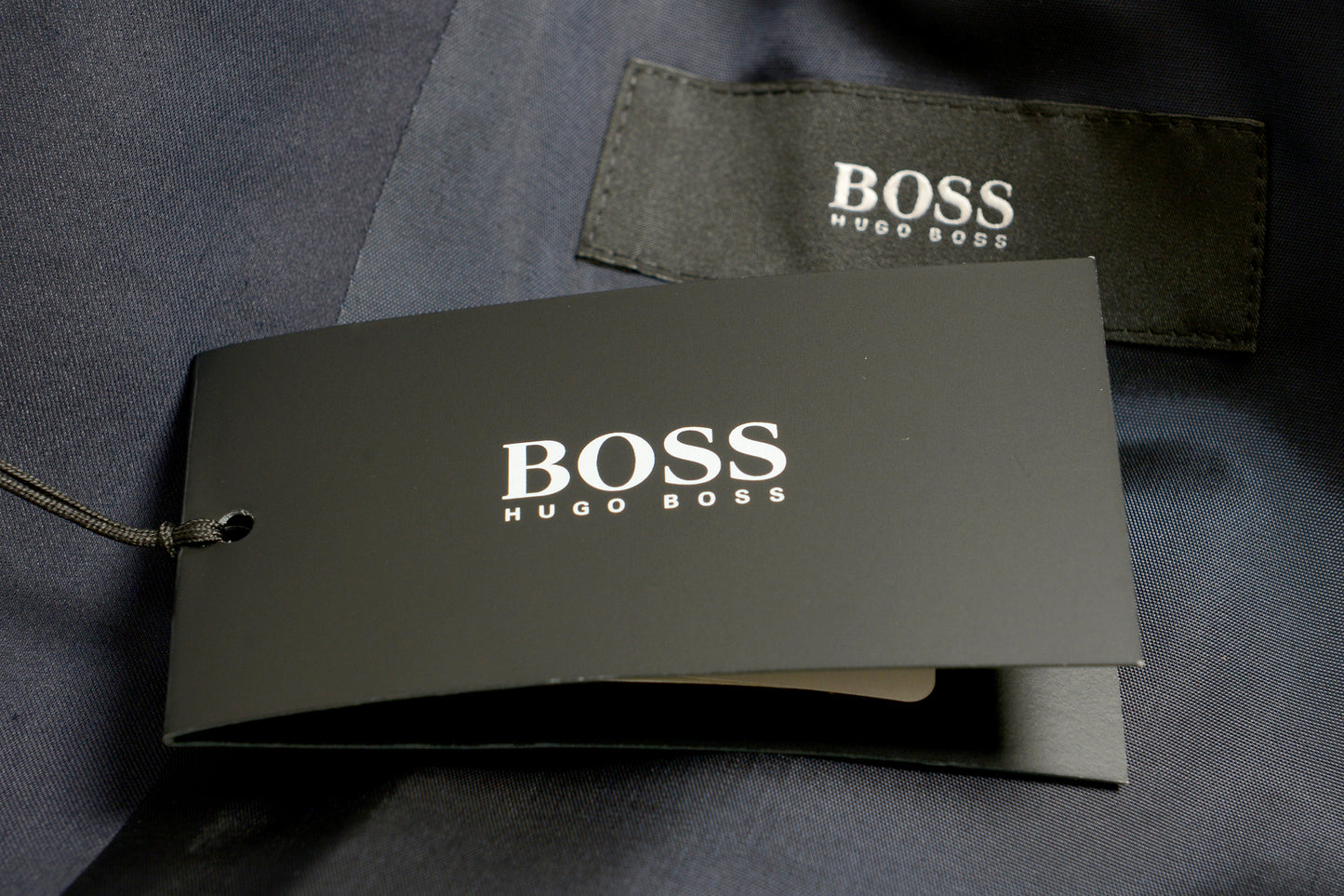 Hugo Boss Men's "Ryan4/Win2" Navy Blue Two Button Suit US 44R IT 54R