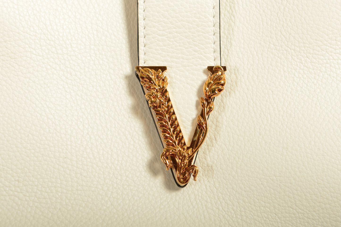 Versace White Grained Leather Gold V-Logo Small Handbag Shoulder Bag